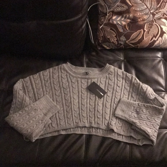 Long sleeve half crop fashion nova sweater - Picture 2 of 4